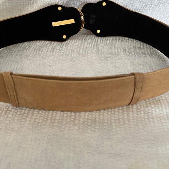 Raina, Wide Tan leather adjustable Belt